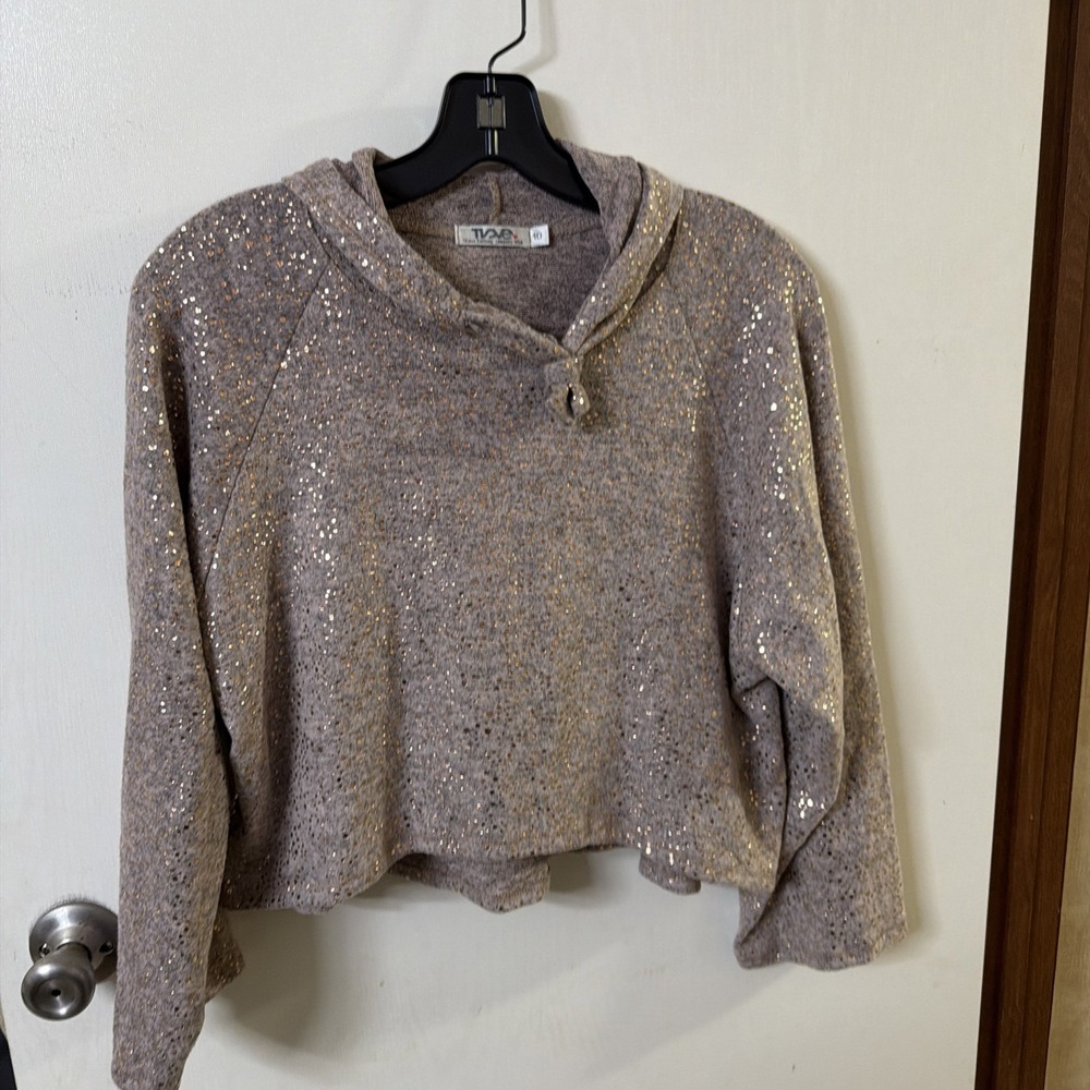 T2Love Women Size 10 Slip Over Shirt Long Sleeve